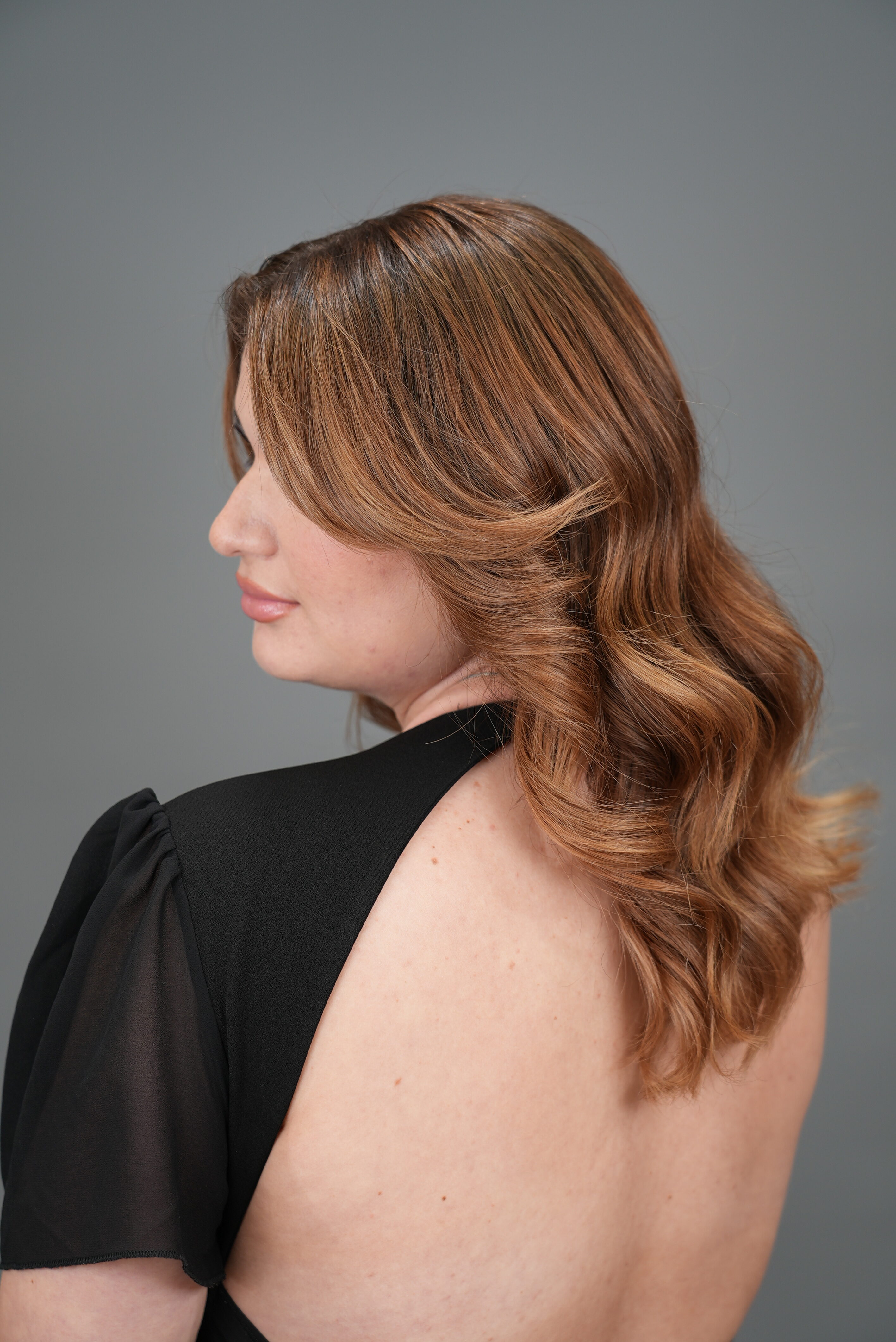 tecnica mista AirTouch e Catonatura – capelli medio grossi e porosi – SFUMATURA