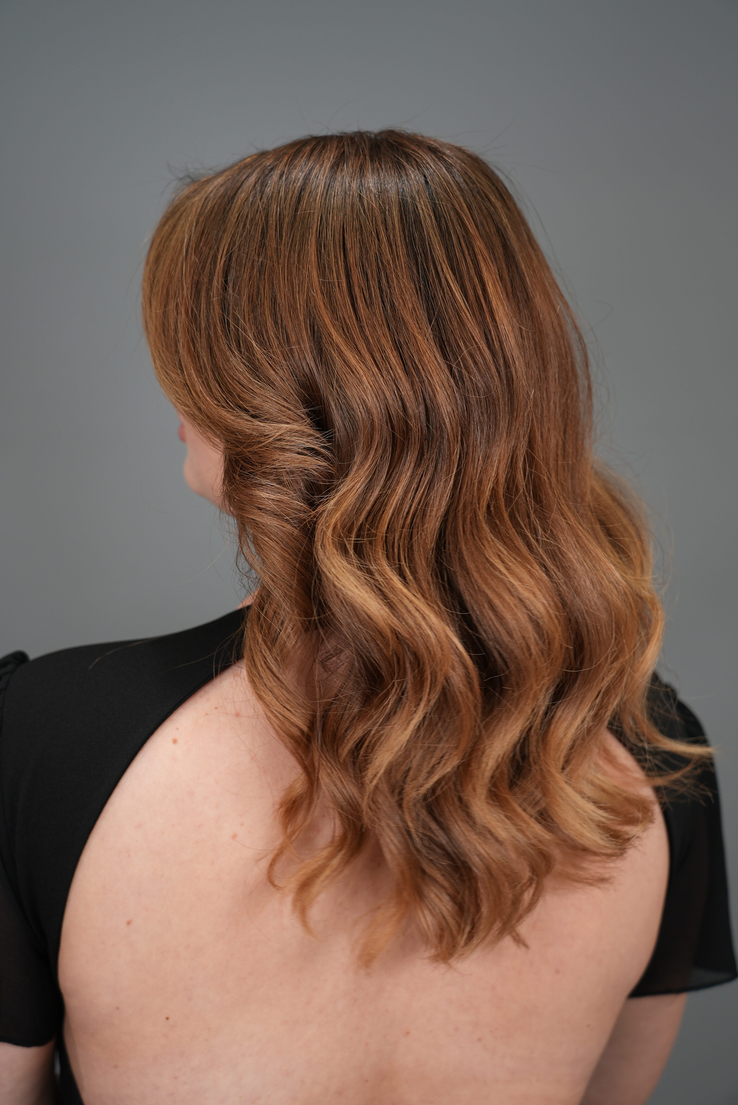 tecnica mista AirTouch e Catonatura – capelli medio grossi e porosi – SFUMATURA